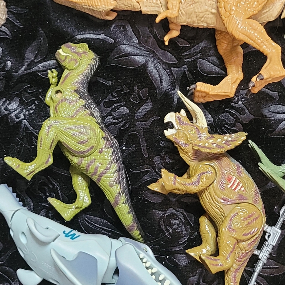 Jurrasic Park Bundle - Picture 6 of 8